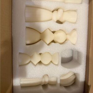 Elegant Cream Home Accent Set